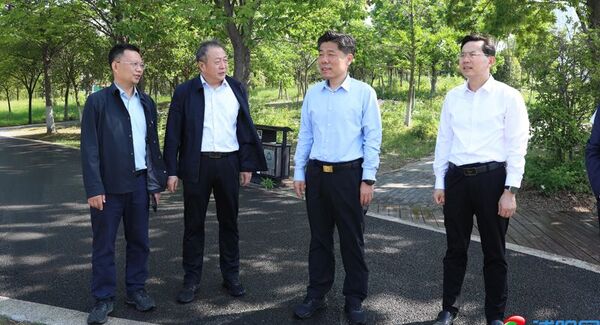 彭伟检查节前安全生产工作