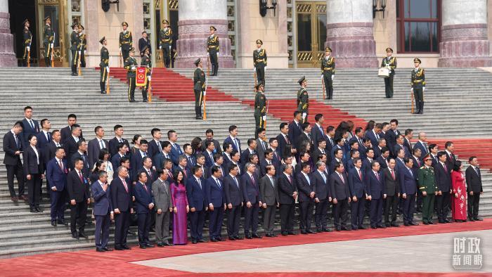 时政新闻眼丨密集会晤四国政要，习近平为何多次提到“战略定力”？
